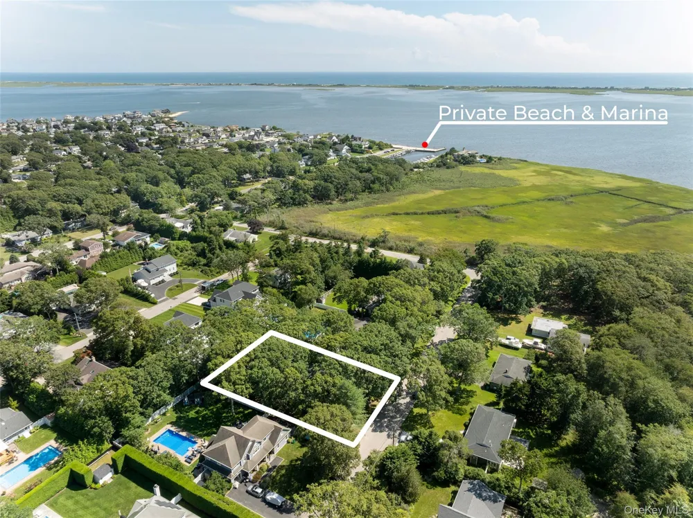 23 Canvasback Lane East Quogue, NY 11942