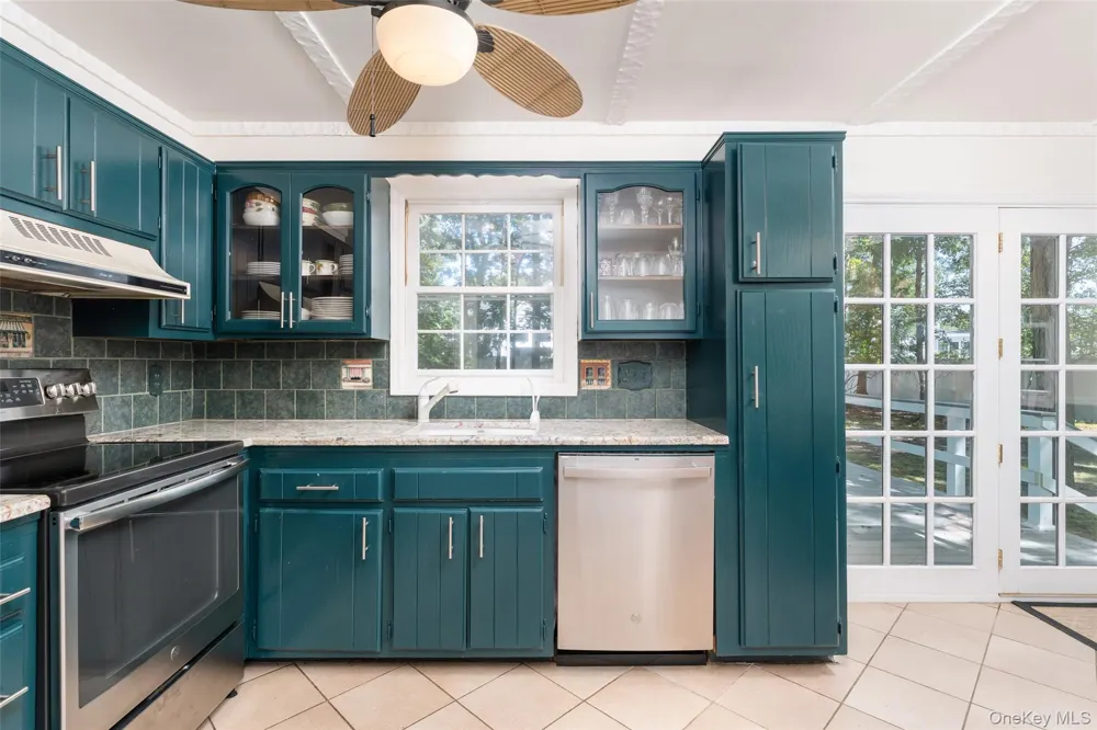 23 Canvasback Lane East Quogue, NY 11942