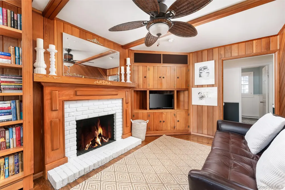 23 Canvasback Lane East Quogue, NY 11942