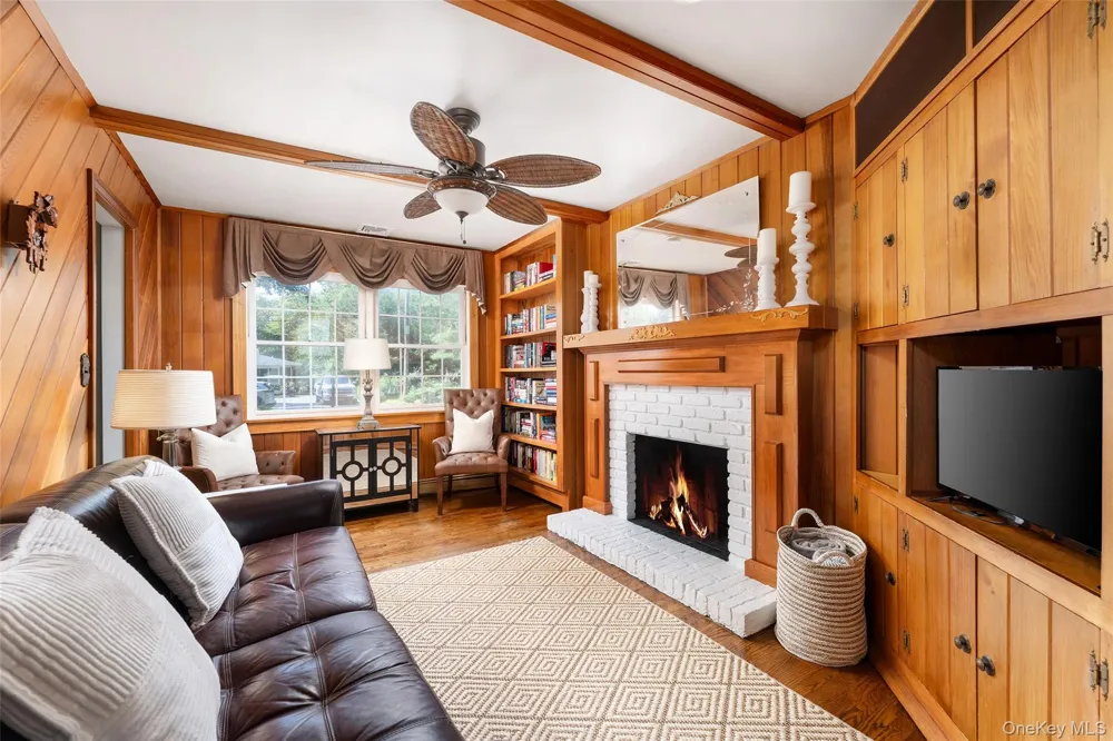 23 Canvasback Lane East Quogue, NY 11942