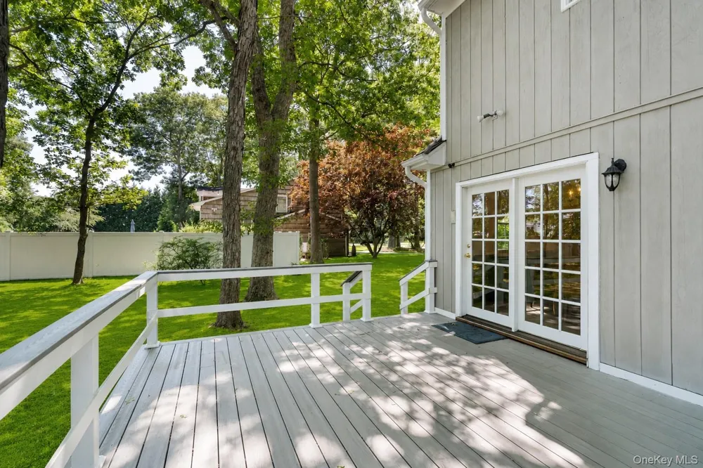 23 Canvasback Lane East Quogue, NY 11942