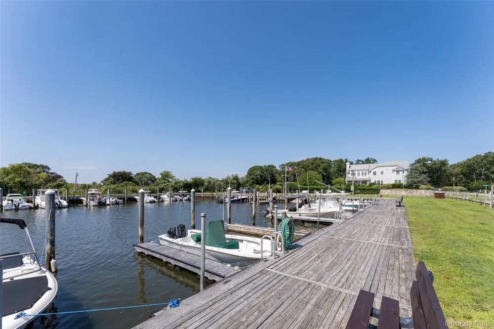 23 Canvasback Lane East Quogue, NY 11942