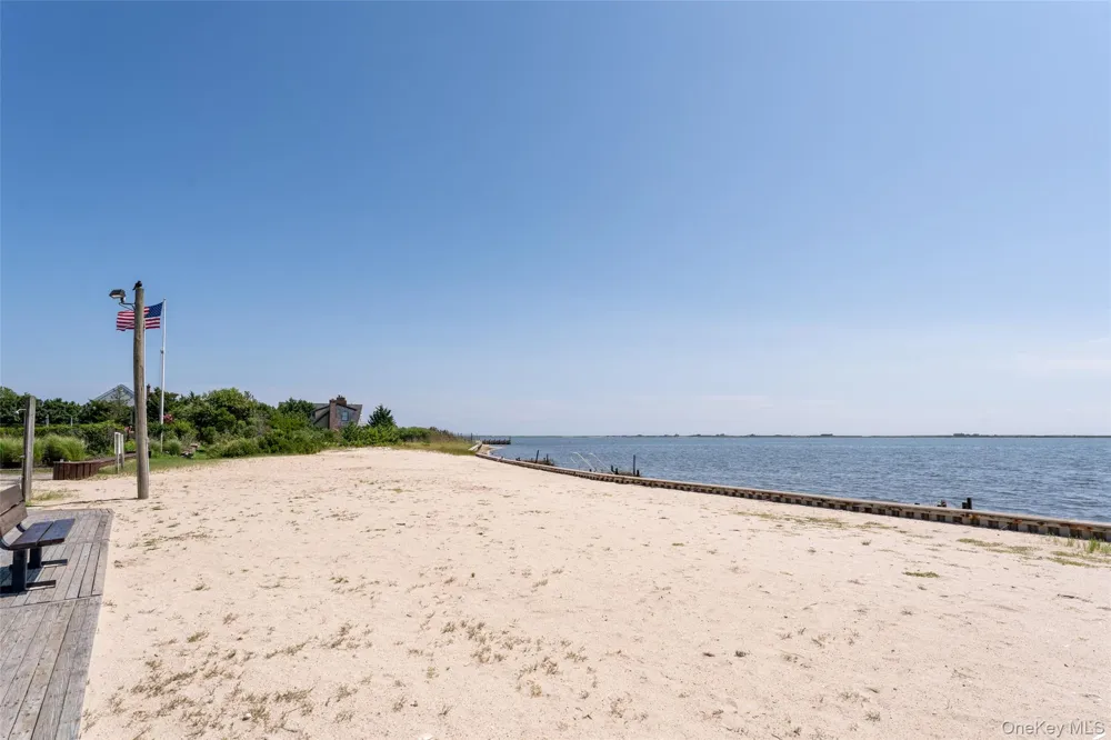 23 Canvasback Lane East Quogue, NY 11942