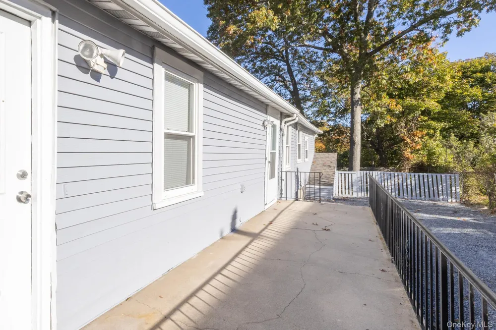 860 Flanders Road Flanders, NY 11901