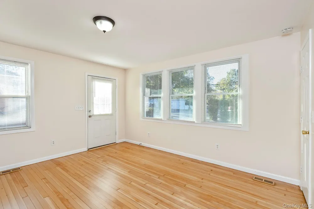 860 Flanders Road Flanders, NY 11901