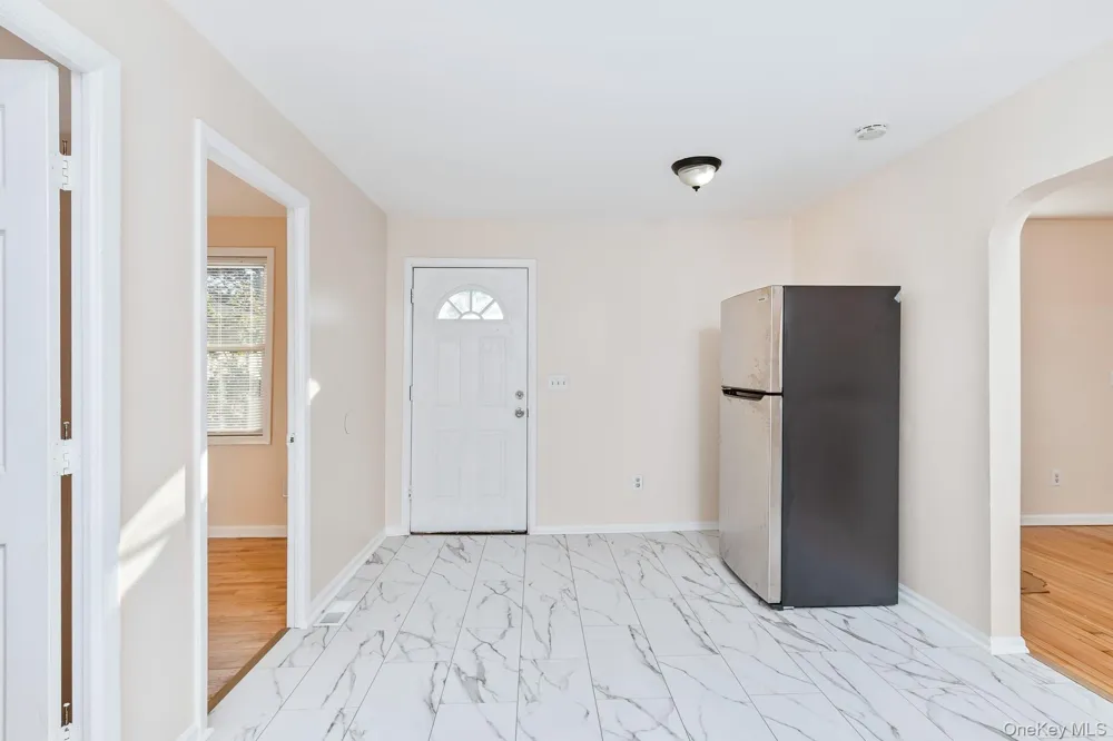 860 Flanders Road Flanders, NY 11901