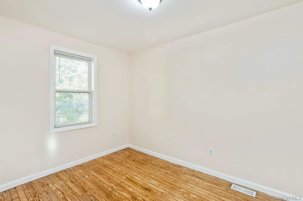 860 Flanders Road Flanders, NY 11901