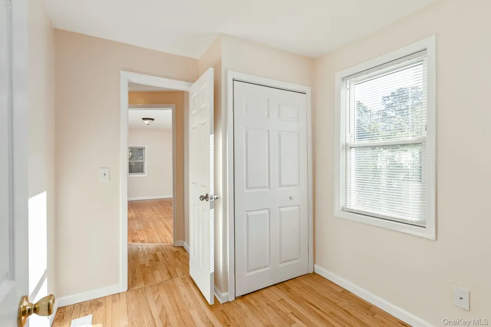 860 Flanders Road Flanders, NY 11901