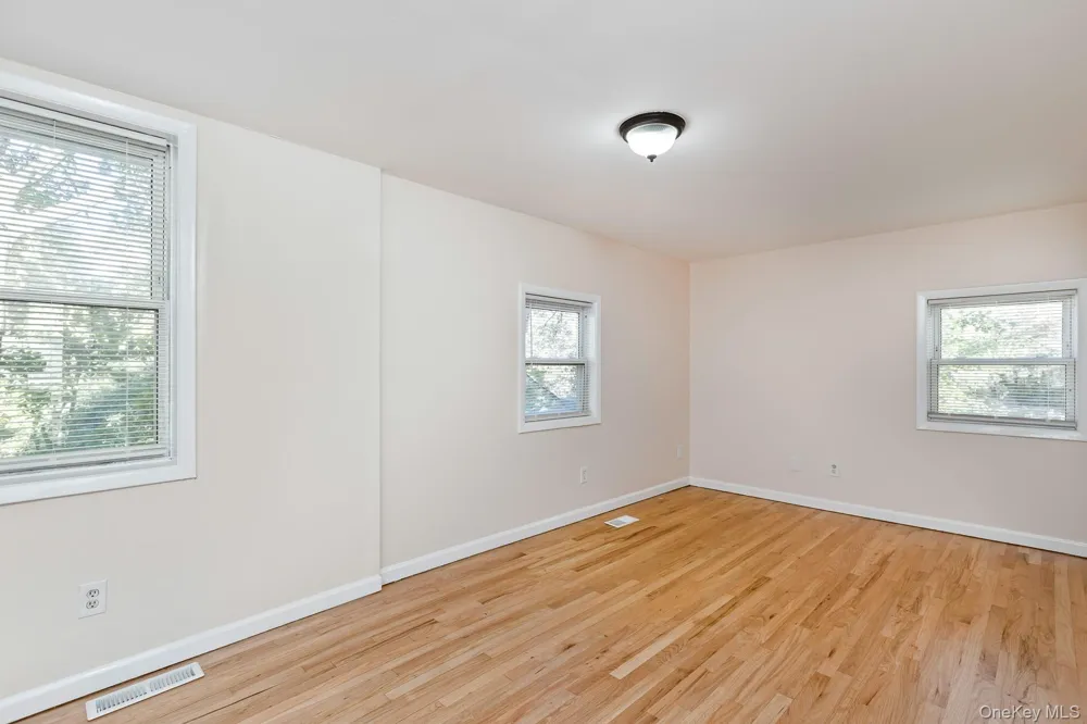 860 Flanders Road Flanders, NY 11901