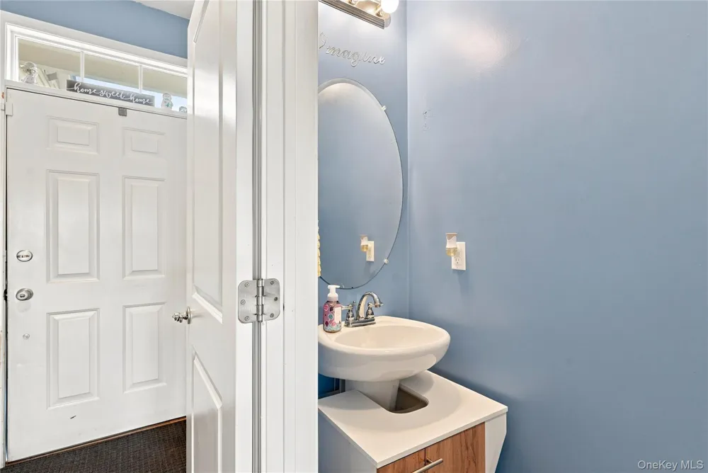 4 Woodrose Court Middletown, NY 10940