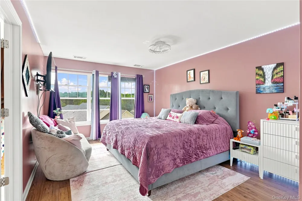 4 Woodrose Court Middletown, NY 10940