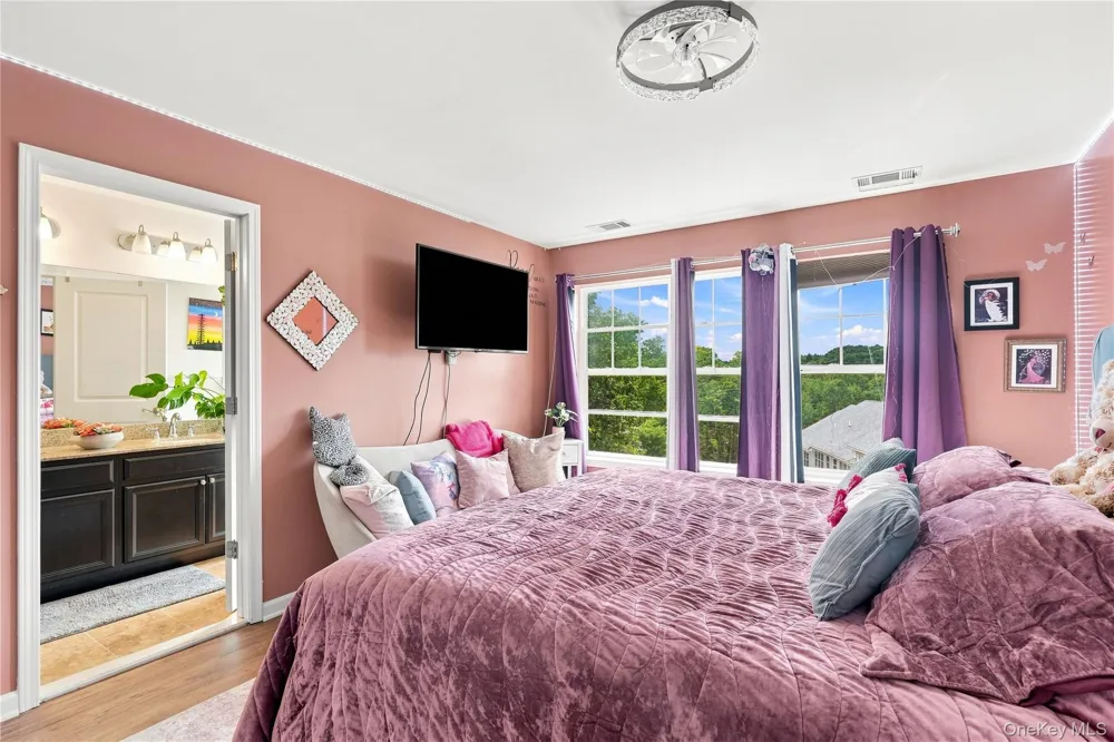 4 Woodrose Court Middletown, NY 10940