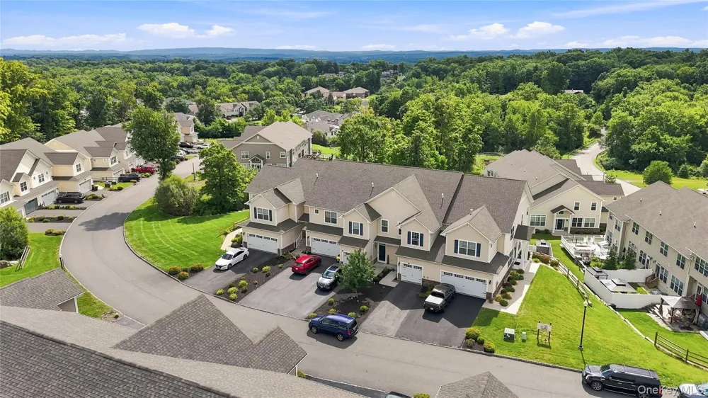4 Woodrose Court Middletown, NY 10940