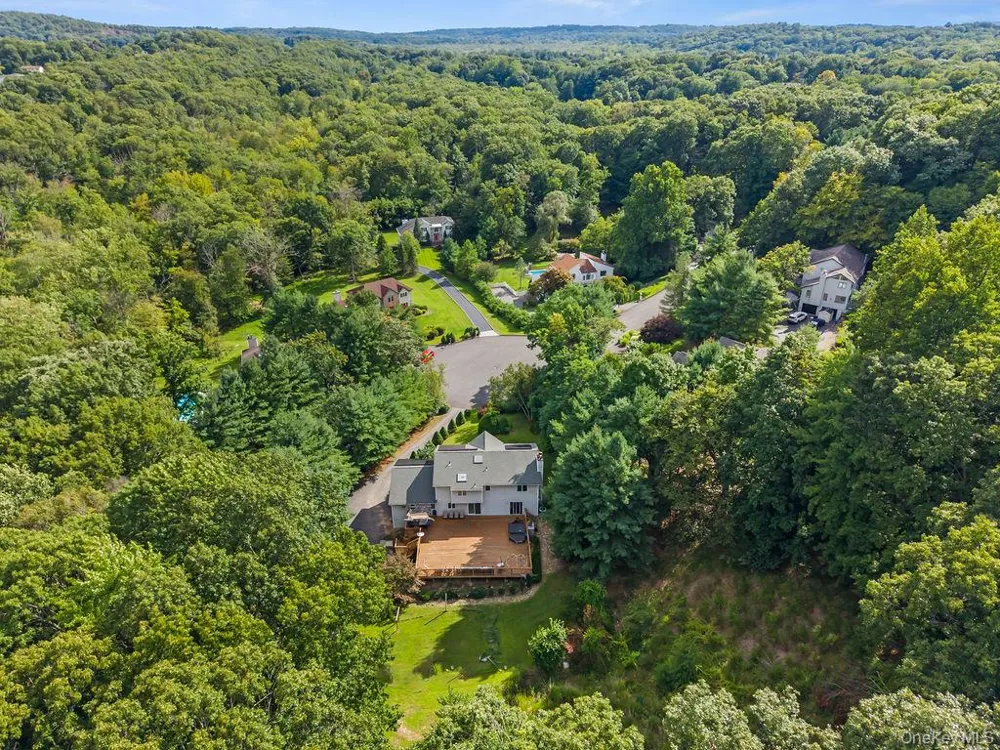 15 Parkside Court Pomona, NY 10970