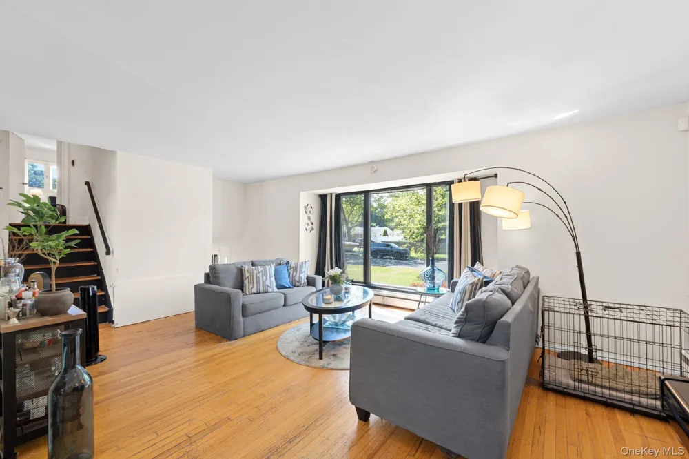 202 Tinton Place East Northport, NY 11731