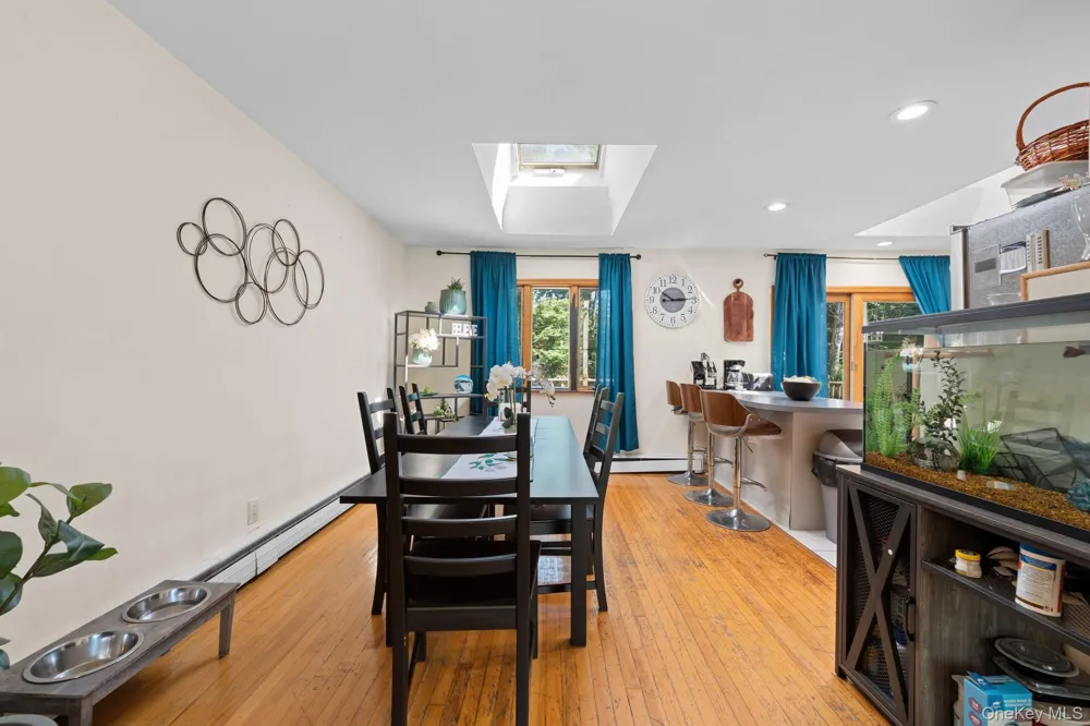 202 Tinton Place East Northport, NY 11731