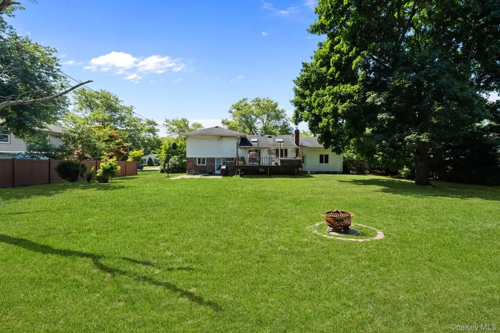 202 Tinton Place East Northport, NY 11731
