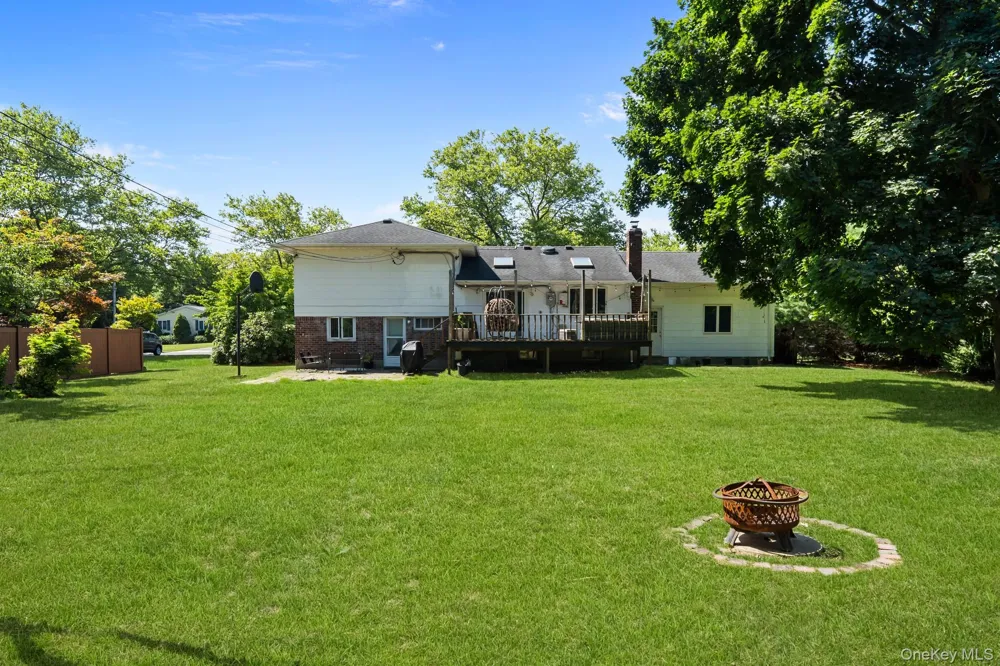 202 Tinton Place East Northport, NY 11731