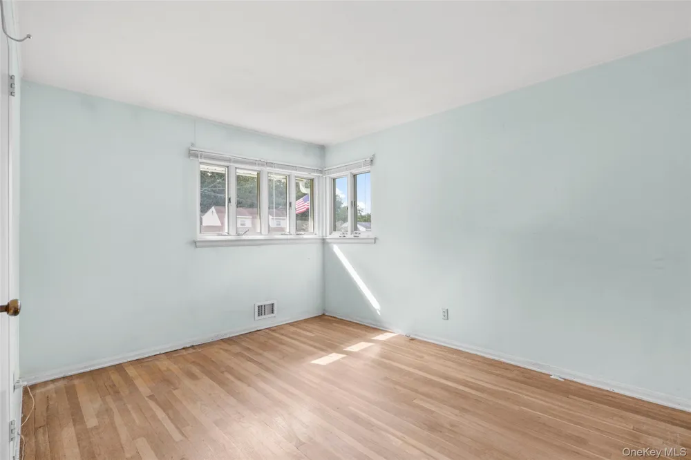 127 Rita Drive Cortlandt Manor, NY 10567