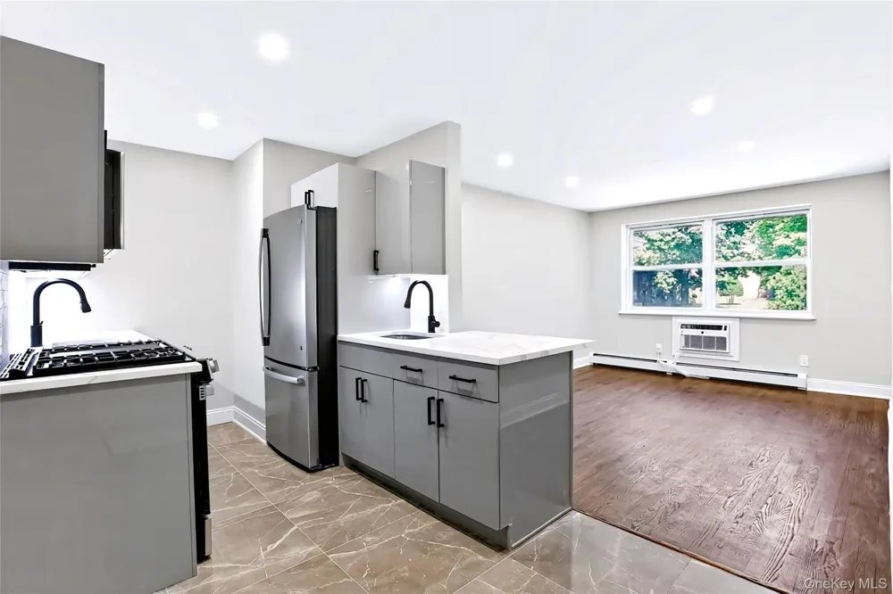 221 Kearsing Parkway #E Monsey, NY 10952