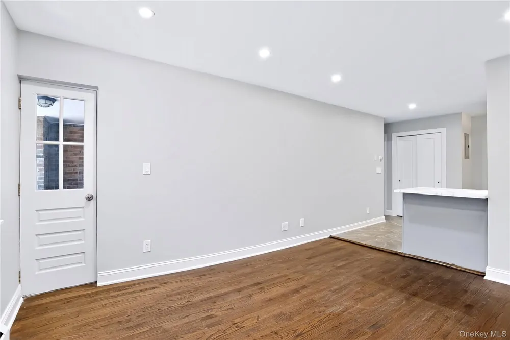221 Kearsing Parkway #E Monsey, NY 10952