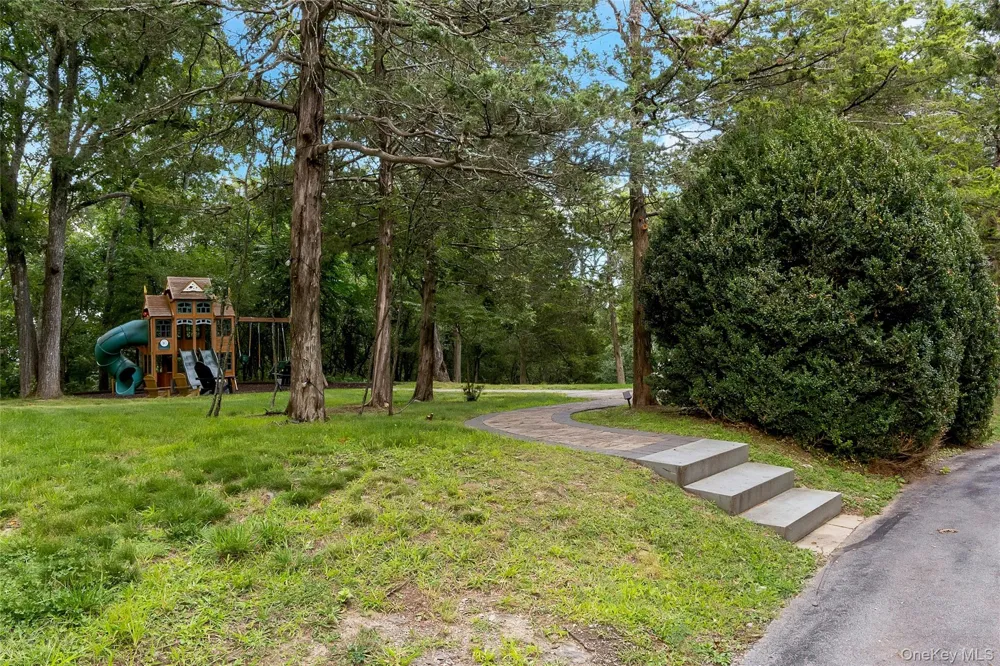 69 Cedar Pond Lane Chester, NY 10918