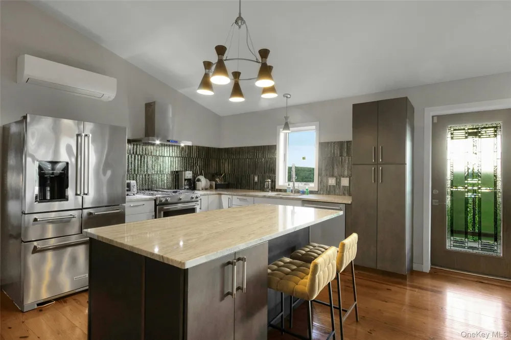69 Cedar Pond Lane Chester, NY 10918