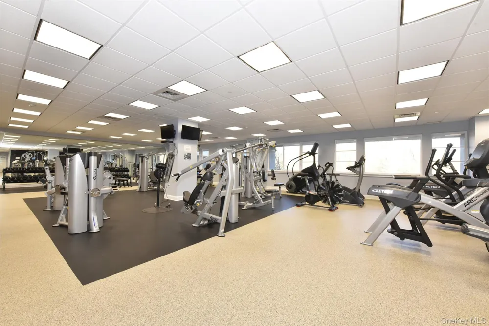 100 Harbor View Drive #401 Port Washington, NY 11050