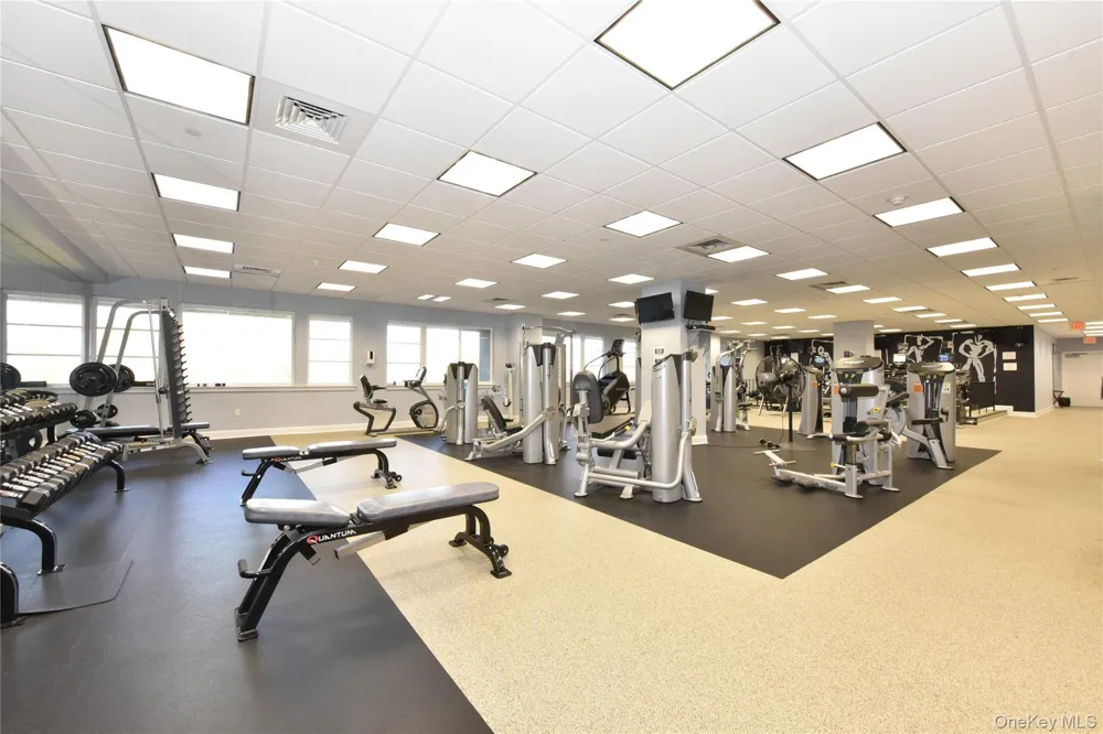 100 Harbor View Drive #401 Port Washington, NY 11050