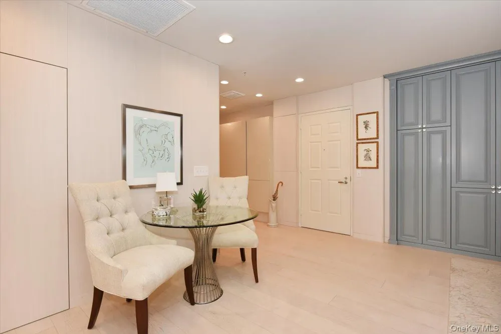 100 Harbor View Drive #401 Port Washington, NY 11050