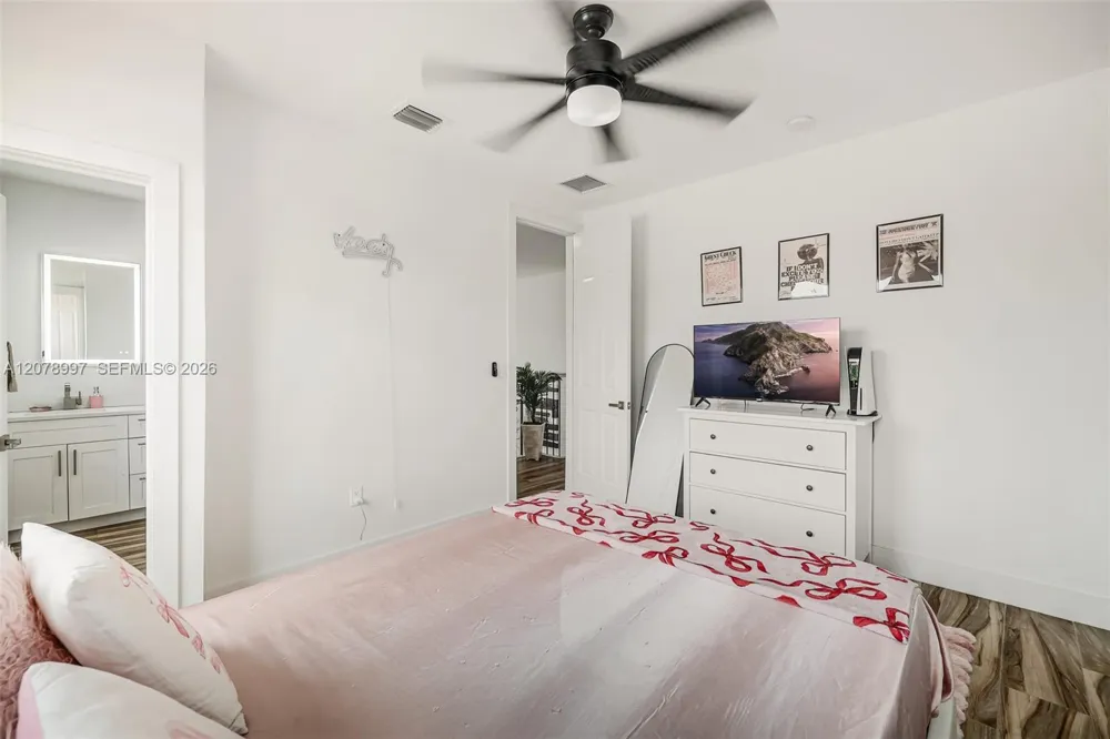 7516 SW 190th St Cutler Bay, FL 33157