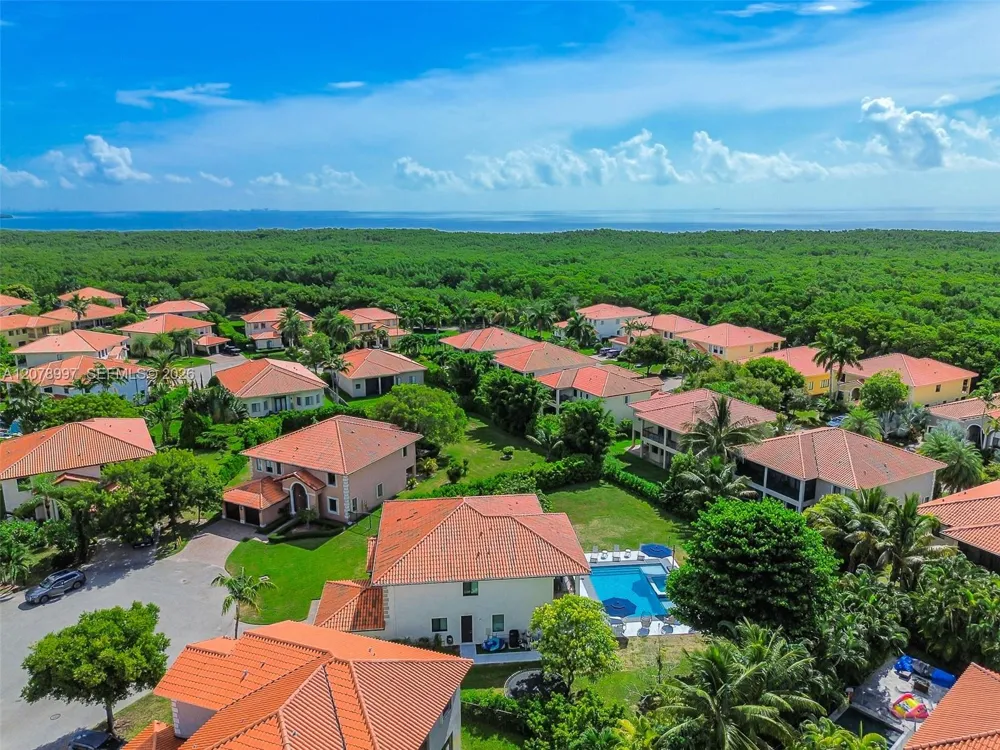 7516 SW 190th St Cutler Bay, FL 33157
