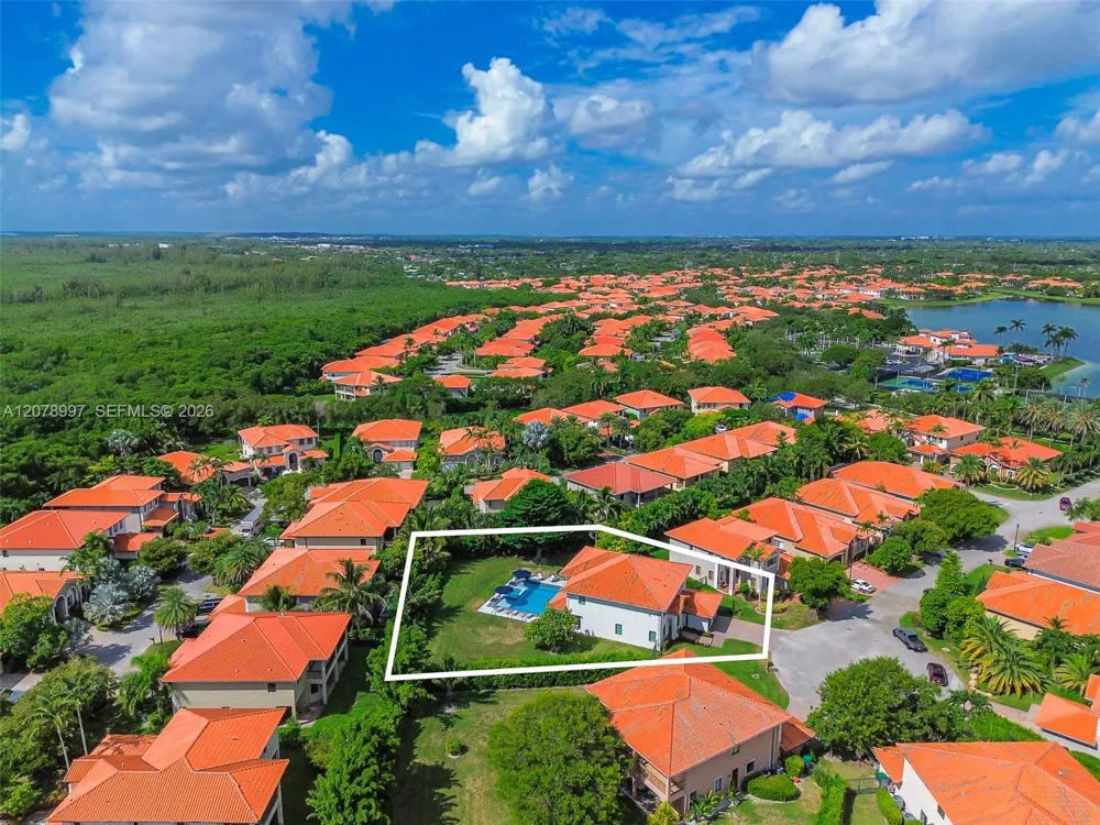 7516 SW 190th St Cutler Bay, FL 33157