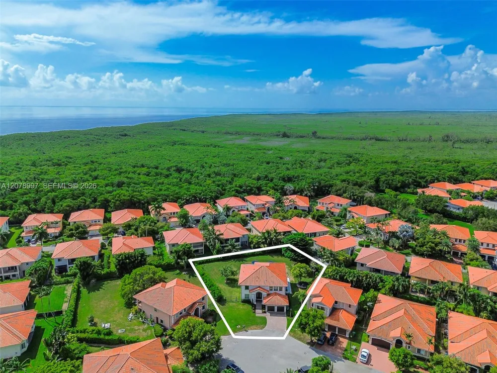 7516 SW 190th St Cutler Bay, FL 33157