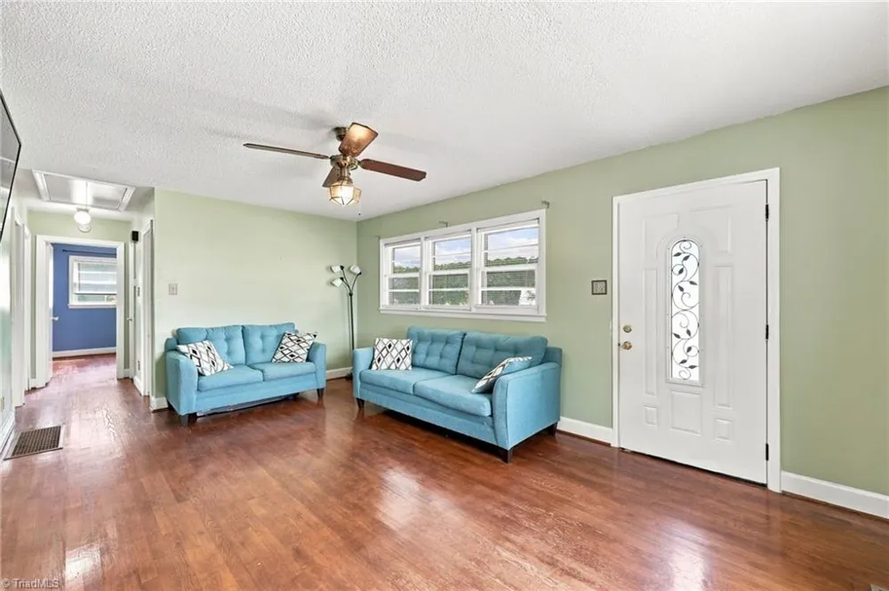 2220 Mckinney Street Burlington, NC 27217
