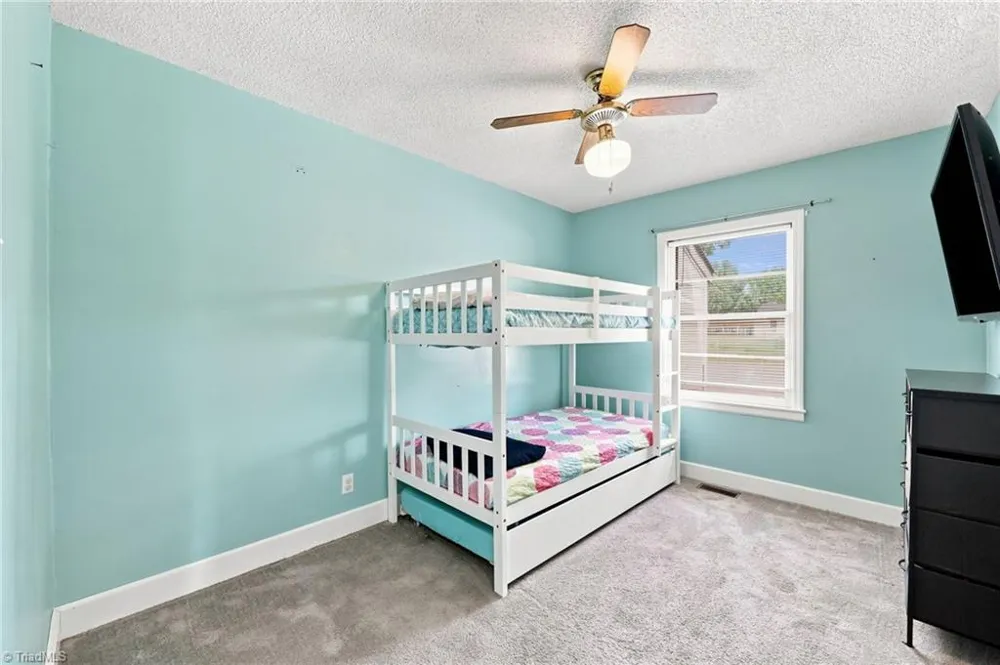 2220 Mckinney Street Burlington, NC 27217