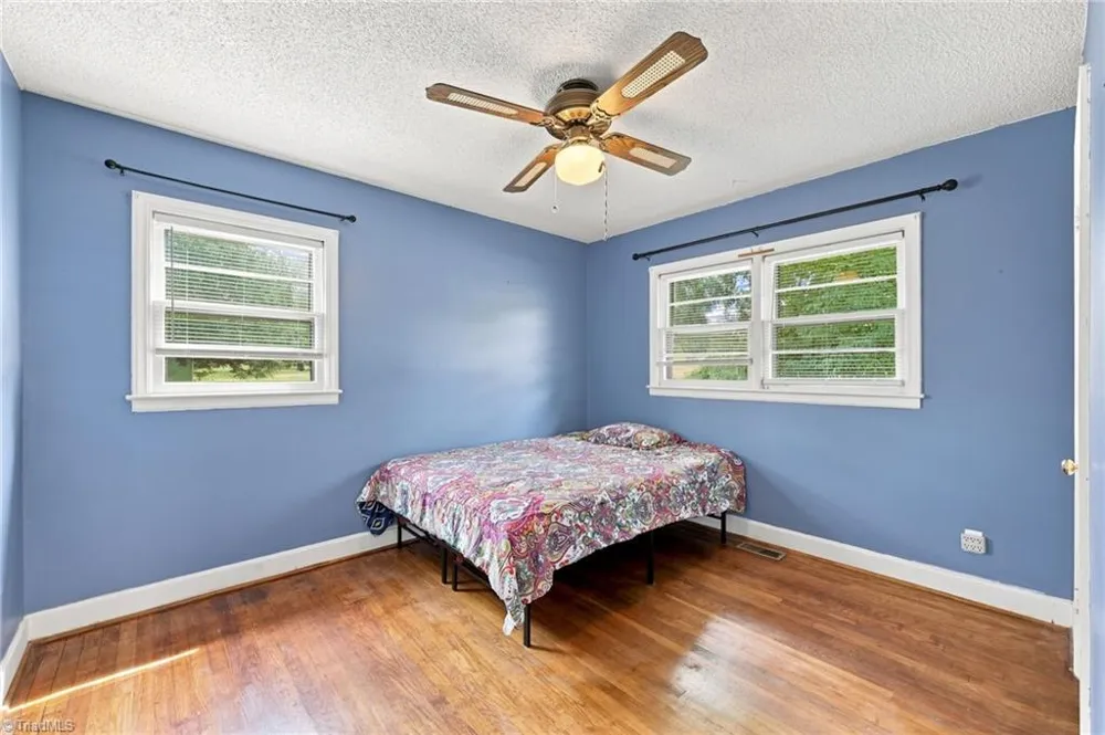 2220 Mckinney Street Burlington, NC 27217