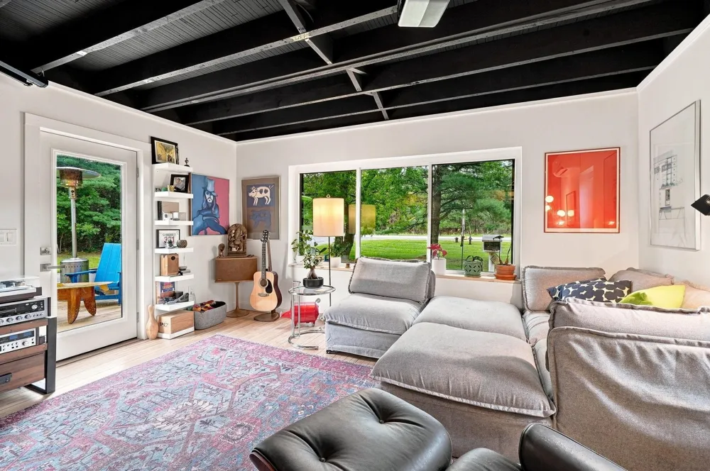 10102 Cherry Avenue Milton Township, MI 49676