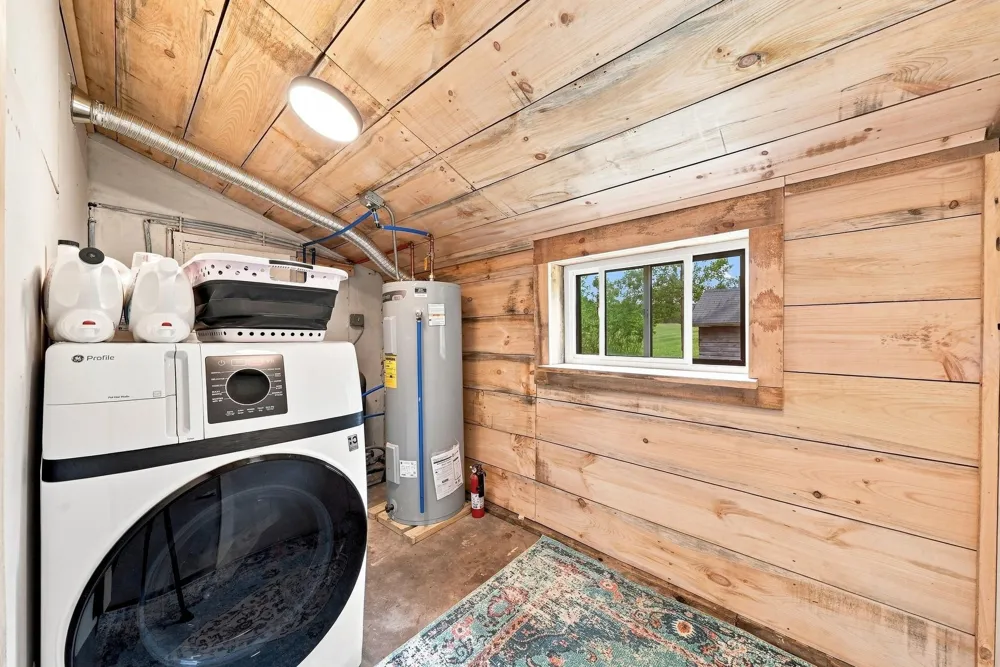 10102 Cherry Avenue Milton Township, MI 49676