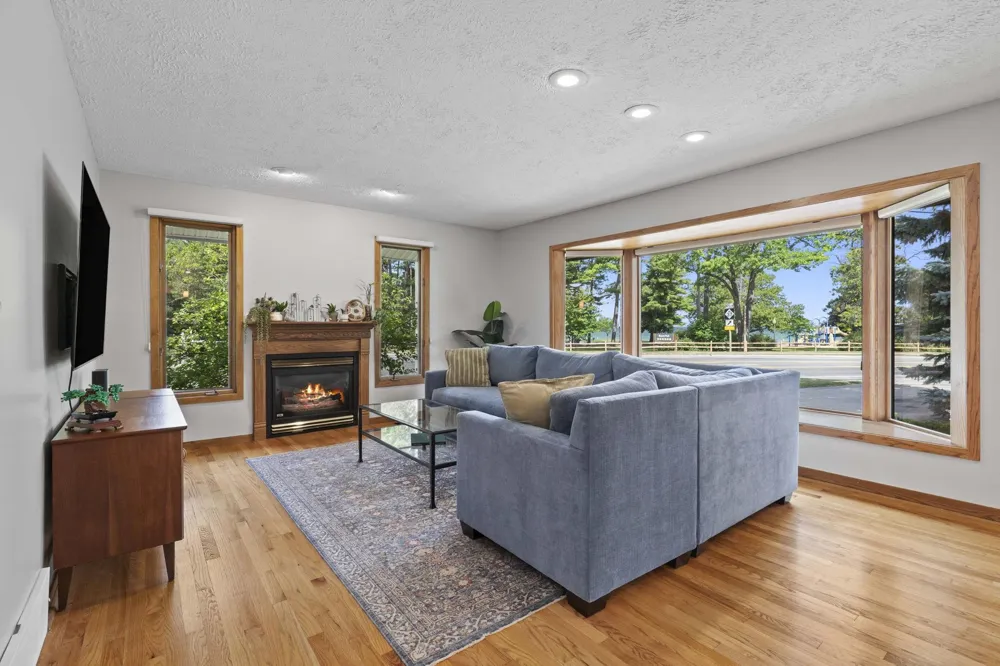 1100 Peninsula Drive Traverse City City, MI 49686