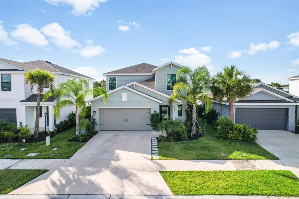 9080 TEQUILA SUNRISE DRIVE Sarasota, FL 34241