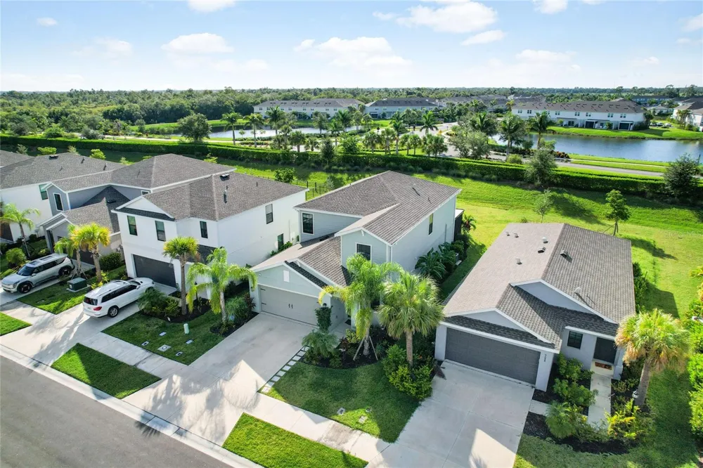 9080 TEQUILA SUNRISE DRIVE Sarasota, FL 34241