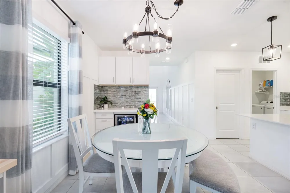 9080 TEQUILA SUNRISE DRIVE Sarasota, FL 34241