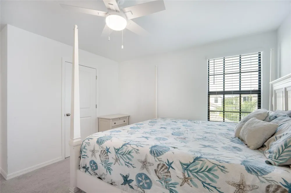 9080 TEQUILA SUNRISE DRIVE Sarasota, FL 34241