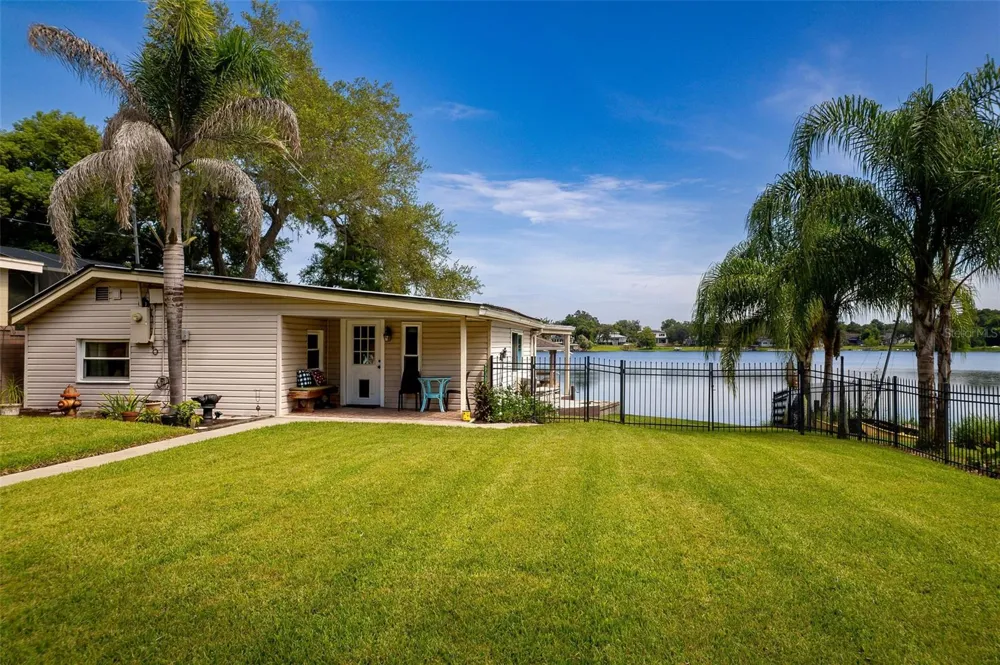 503 GATLIN AVENUE Orlando, FL 32806