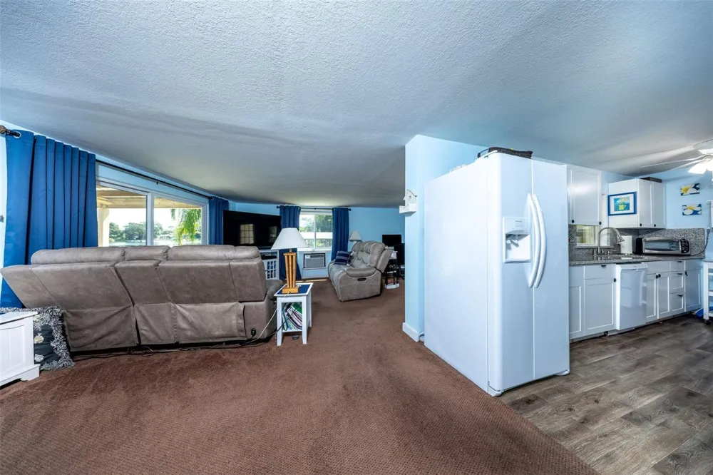 503 GATLIN AVENUE Orlando, FL 32806