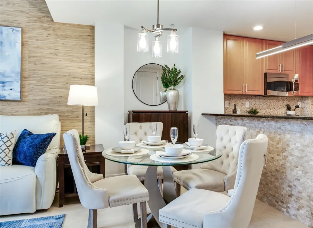 331 CLEVELAND STREET #213 Clearwater, FL 33755