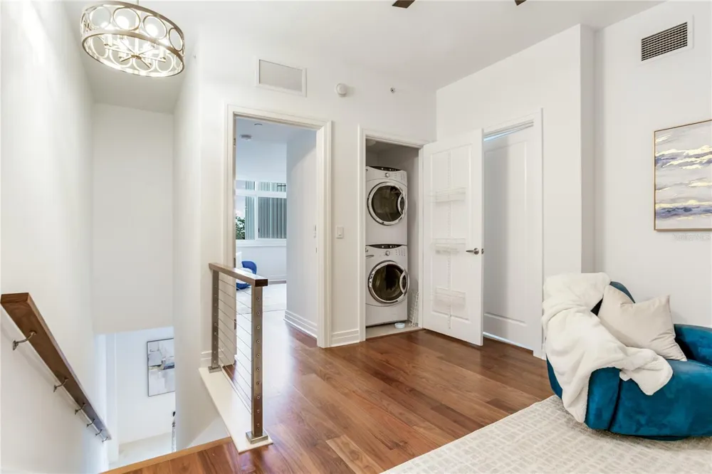 331 CLEVELAND STREET #213 Clearwater, FL 33755