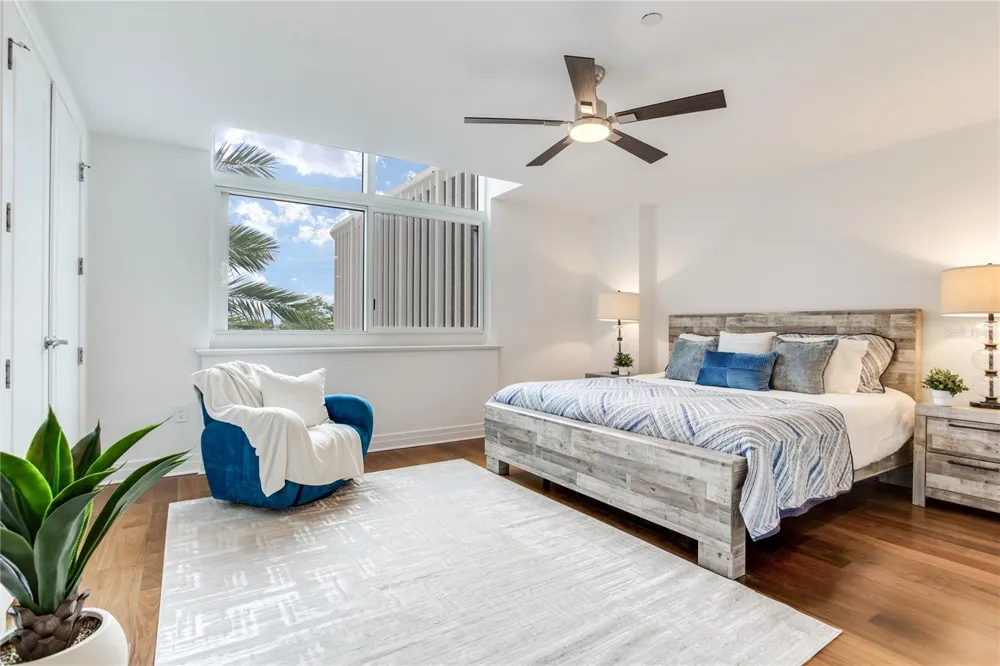 331 CLEVELAND STREET #213 Clearwater, FL 33755