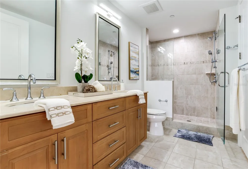 331 CLEVELAND STREET #213 Clearwater, FL 33755